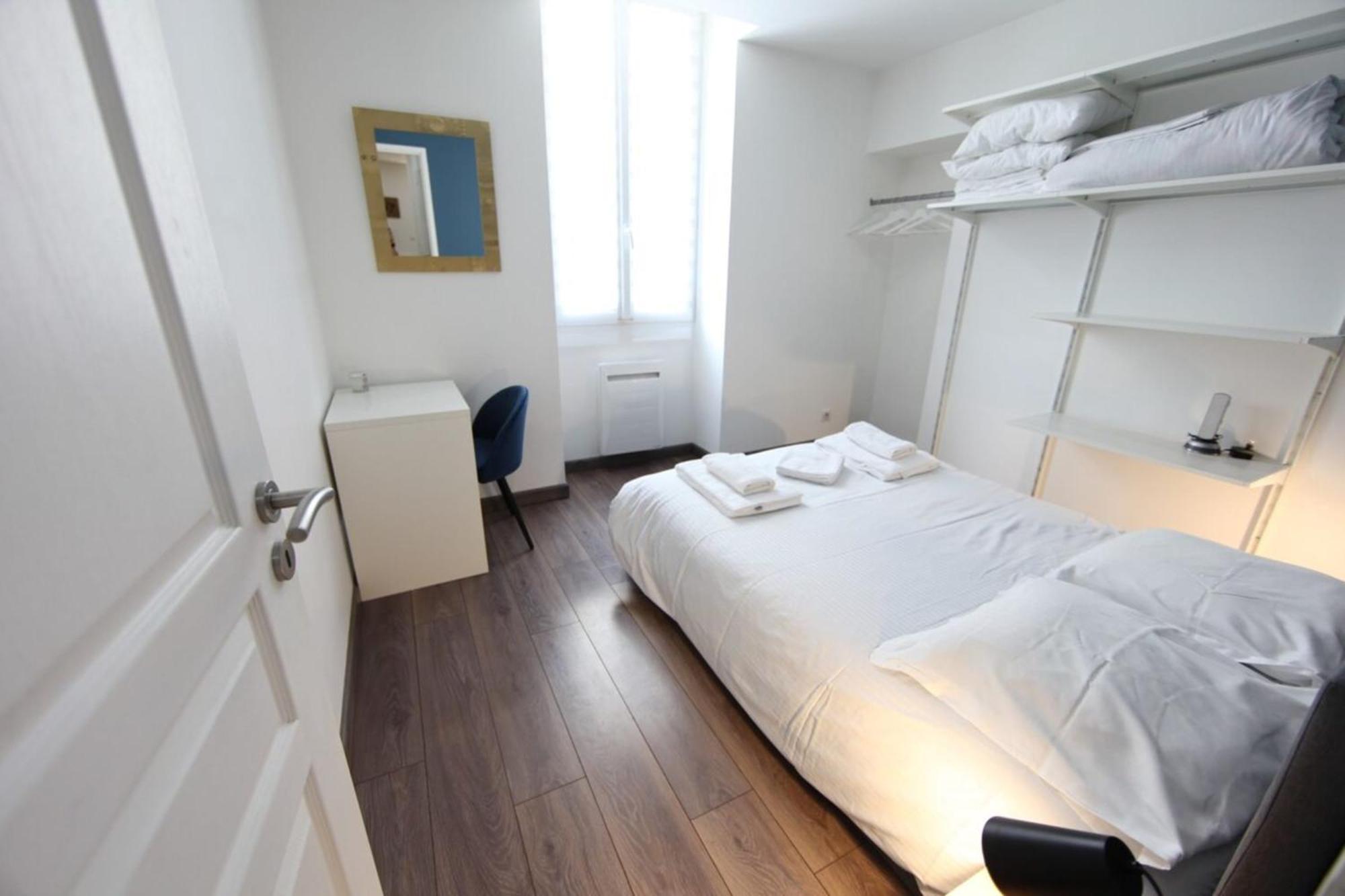 Le Royale W Balcony Apartment Анси Екстериор снимка