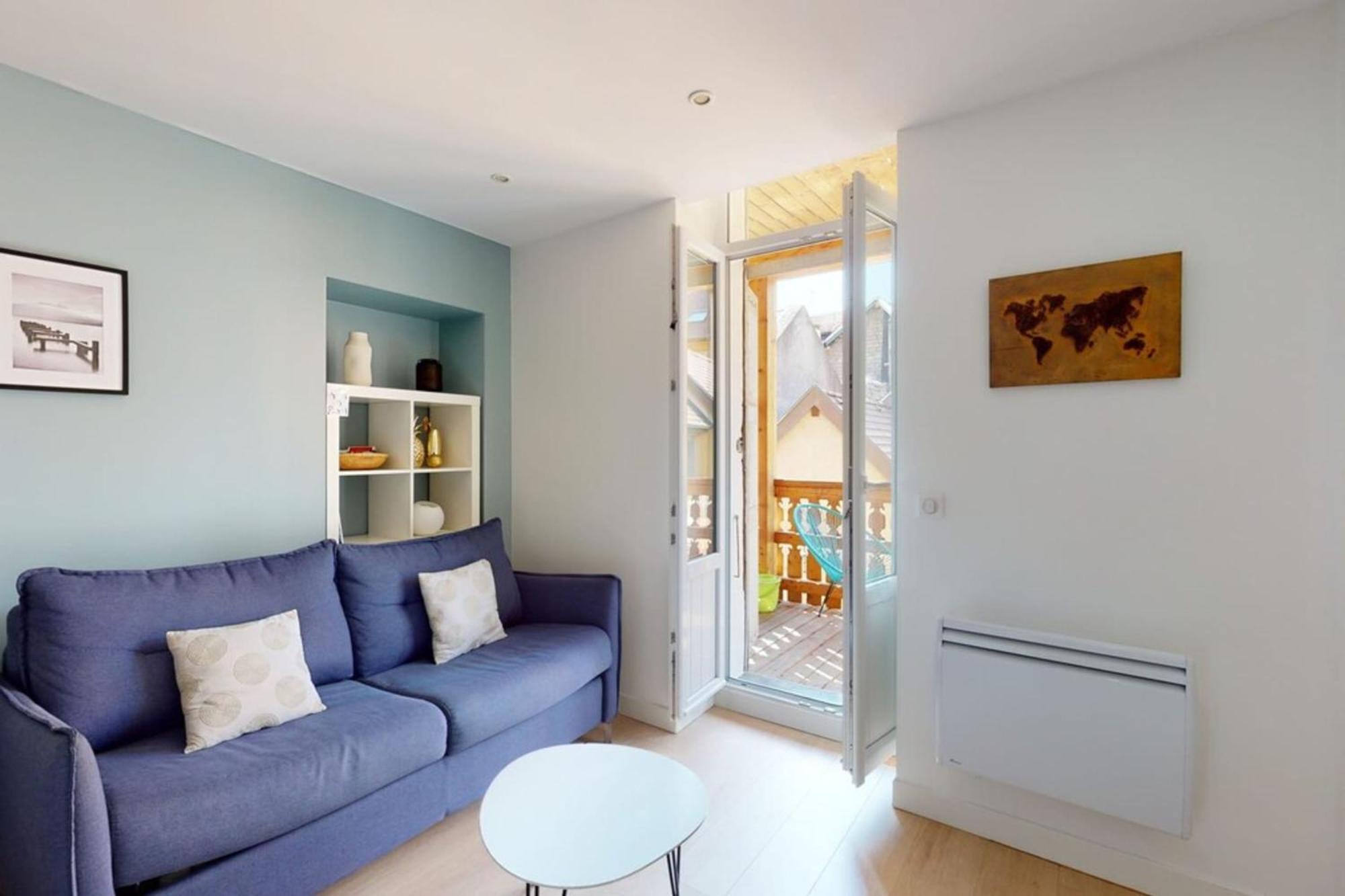 Le Royale W Balcony Apartment Анси Екстериор снимка